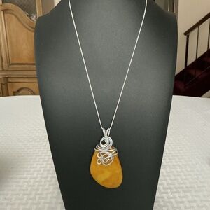 Genuine Amber/Copal Silver Tone Wire Wrapped Pendant Necklace